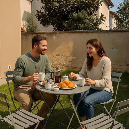 Casa Romeo ראבנה